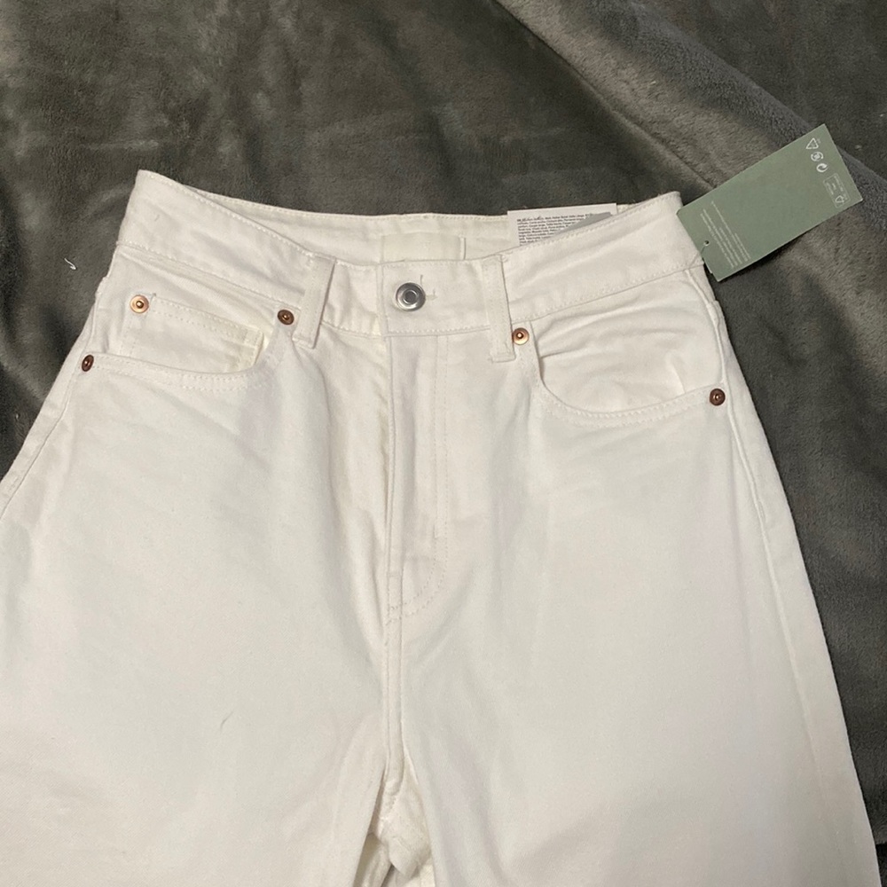 H&M High Waist Jeans